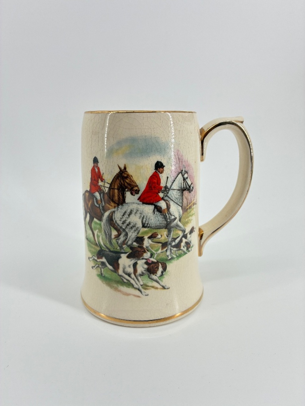 Sadler Gold Trim Mug Horse Hunting Dogs Countryside